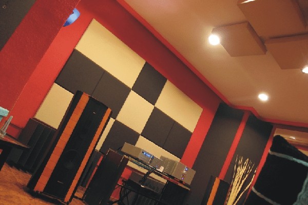trattamento-acustico-audiofilo-home-theater-propanels-auralex 2