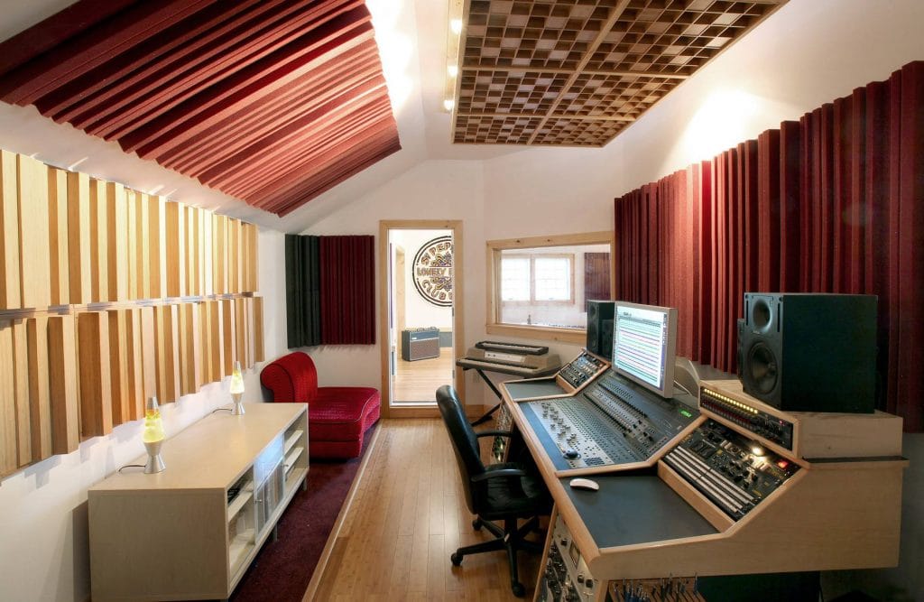 Studiofoam Metro 5 cm , Studiofoam Metro 10 cm , Bass Traps LENRD, Consolle Buso Audio, Auralex Wave Prism