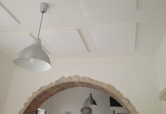 trattamento acustico pizzeria ristorante stratocell whisper