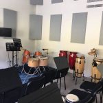 trattamento acustico aula scolastica