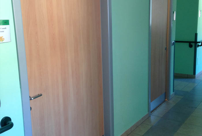 Porta acustica fonoisolante per uso sanitario