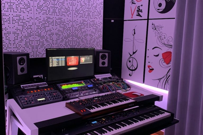 pannelli fonoassorbenti studio di registrazione 5-min trattamento acustico home studio