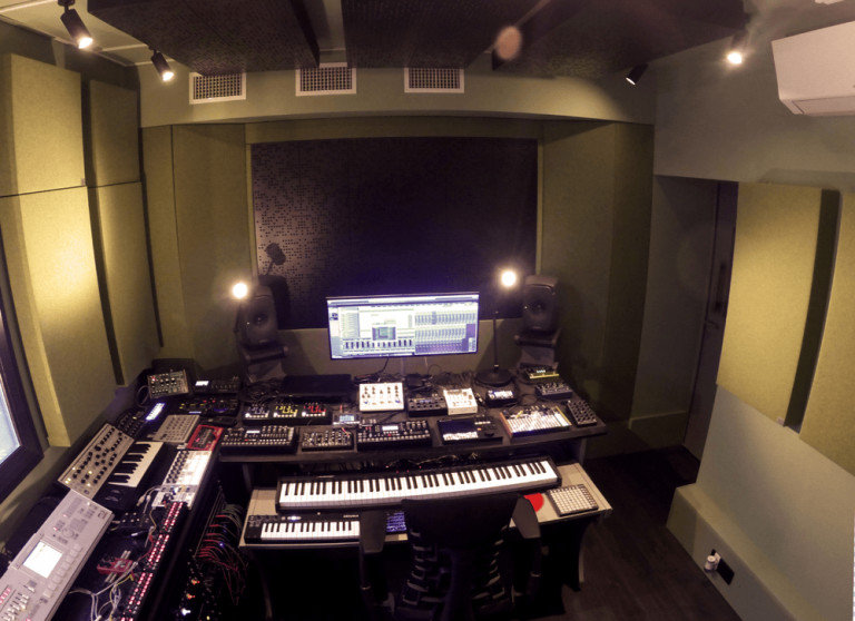 trattamento acustico control room custom musica elettronica