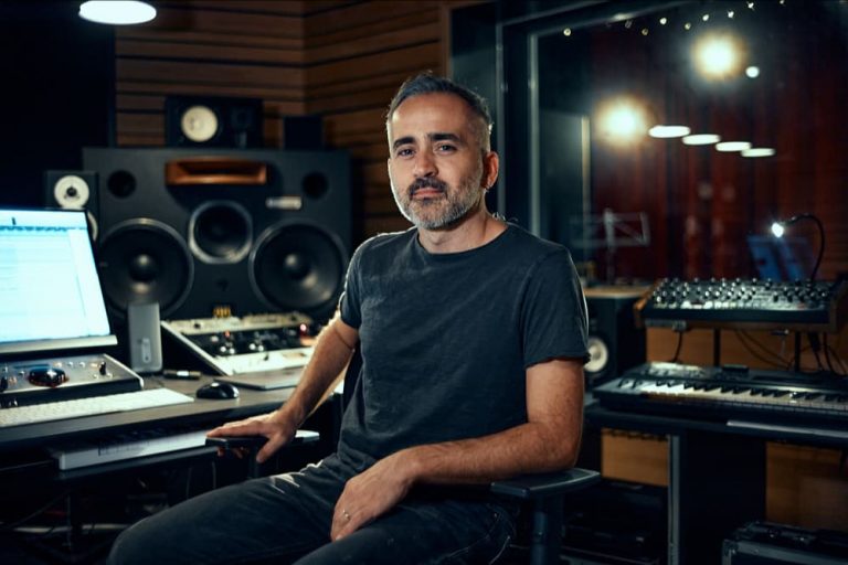 flat scenario studio con trattamento acustico 3