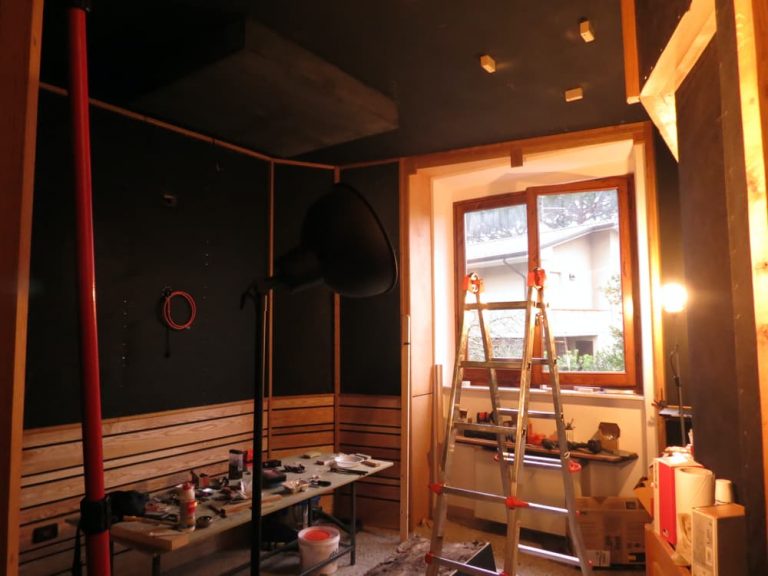 Trattamento acustico control room Studio Caino 6