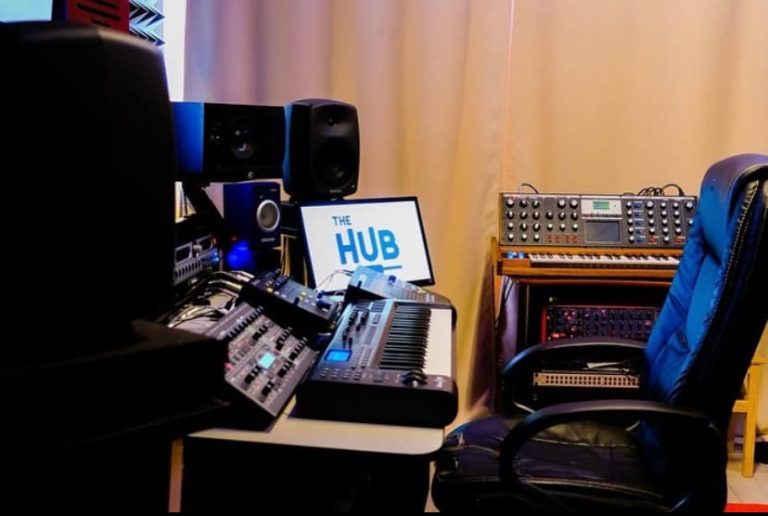 trattamento acustico control room Hub studios 5