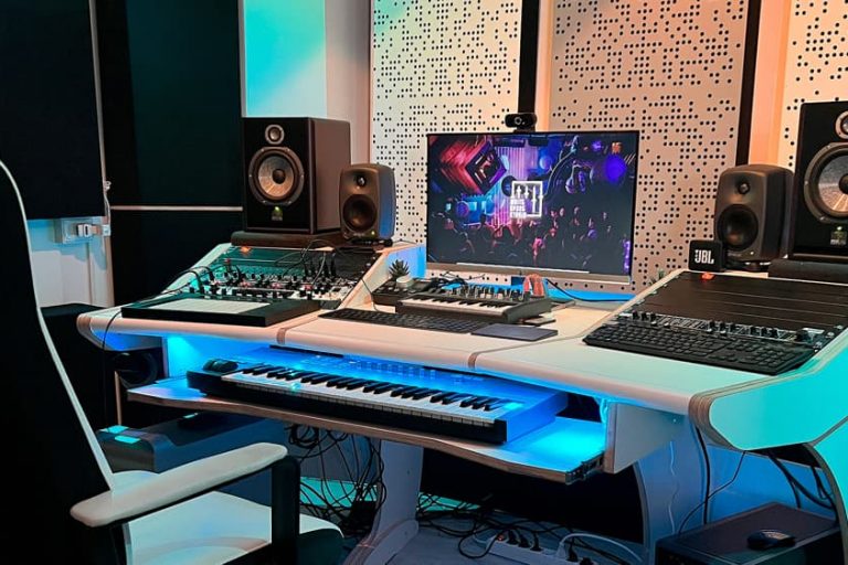 trattamento control room custom 1 trattamento acustico custom White Space Studio
