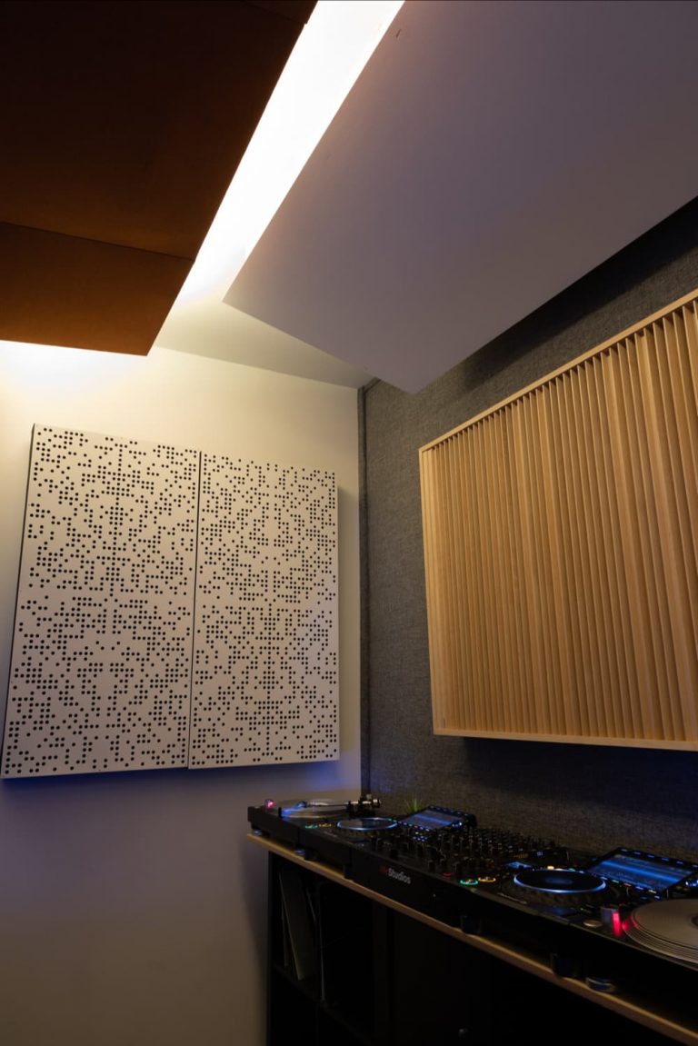Trattamento acustico Control Room 2