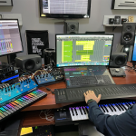 Luigi Sansò in studio con as29 studio monitor