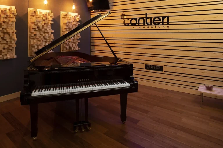 Progetto di trattamento acustico su misura per uno studio di registrazione