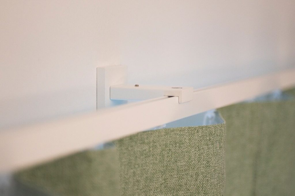 Binario e staffa a soffitto