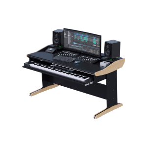 Scrivania da studio nera con piedi in legno chiaro, piano posteriore a filo e tastiera 88 tasti sul vassoio